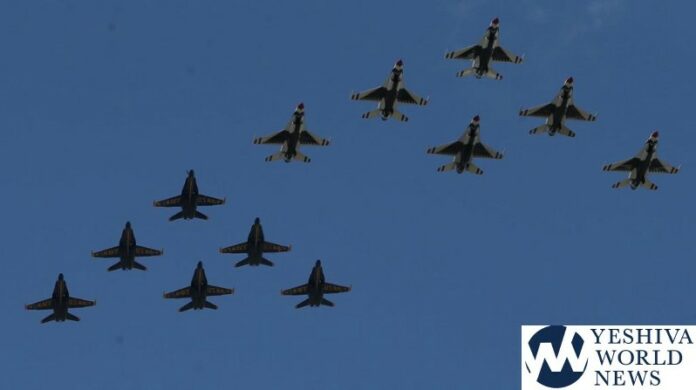 blue angels and thunderbirds fly together