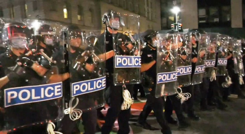 NYPD In Riot Gear Clear NYC’s ‘Occupy City Hall’ Camp – The Yeshiva World