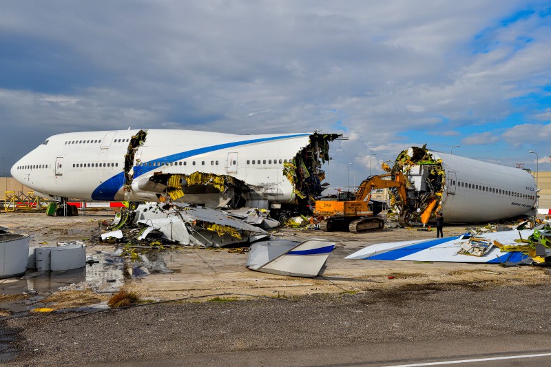 El Al’s Last 747 Jumbo Jet Scrapped [VIDEO] – The Yeshiva World