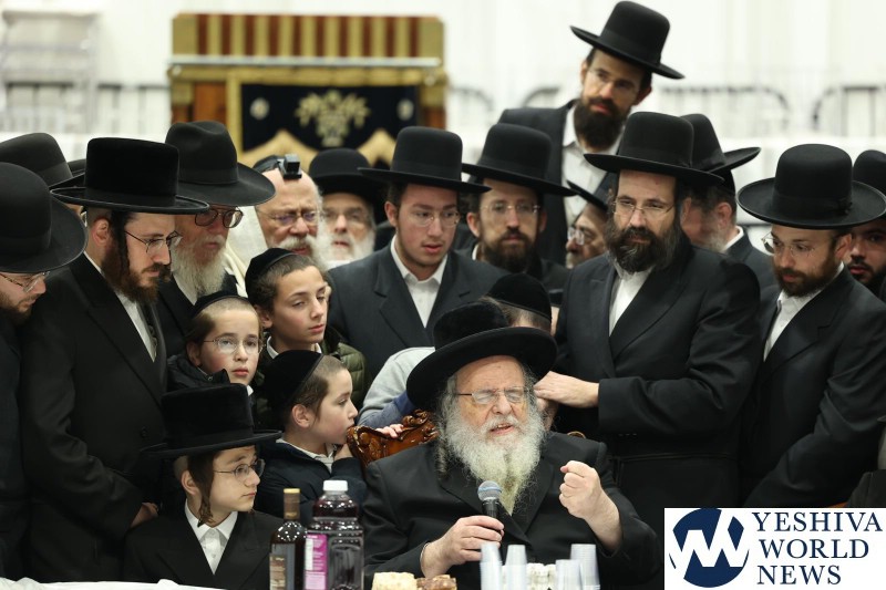 Hagaon Harav Shaul Alter Shlit”a Arrives In U.s., Visits Boro Park 